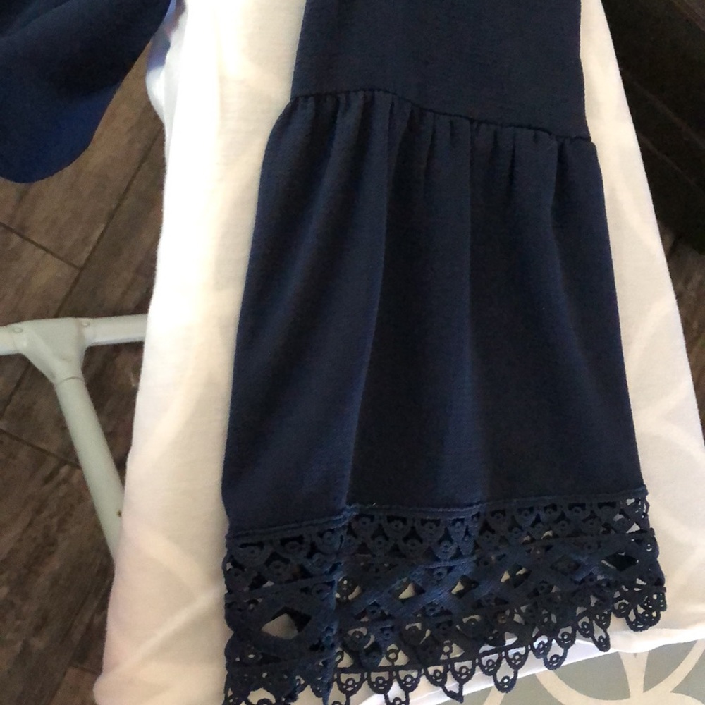 Women’s blouse. - Picture 2 of 3